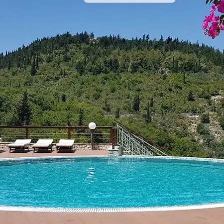 Villa Paxos